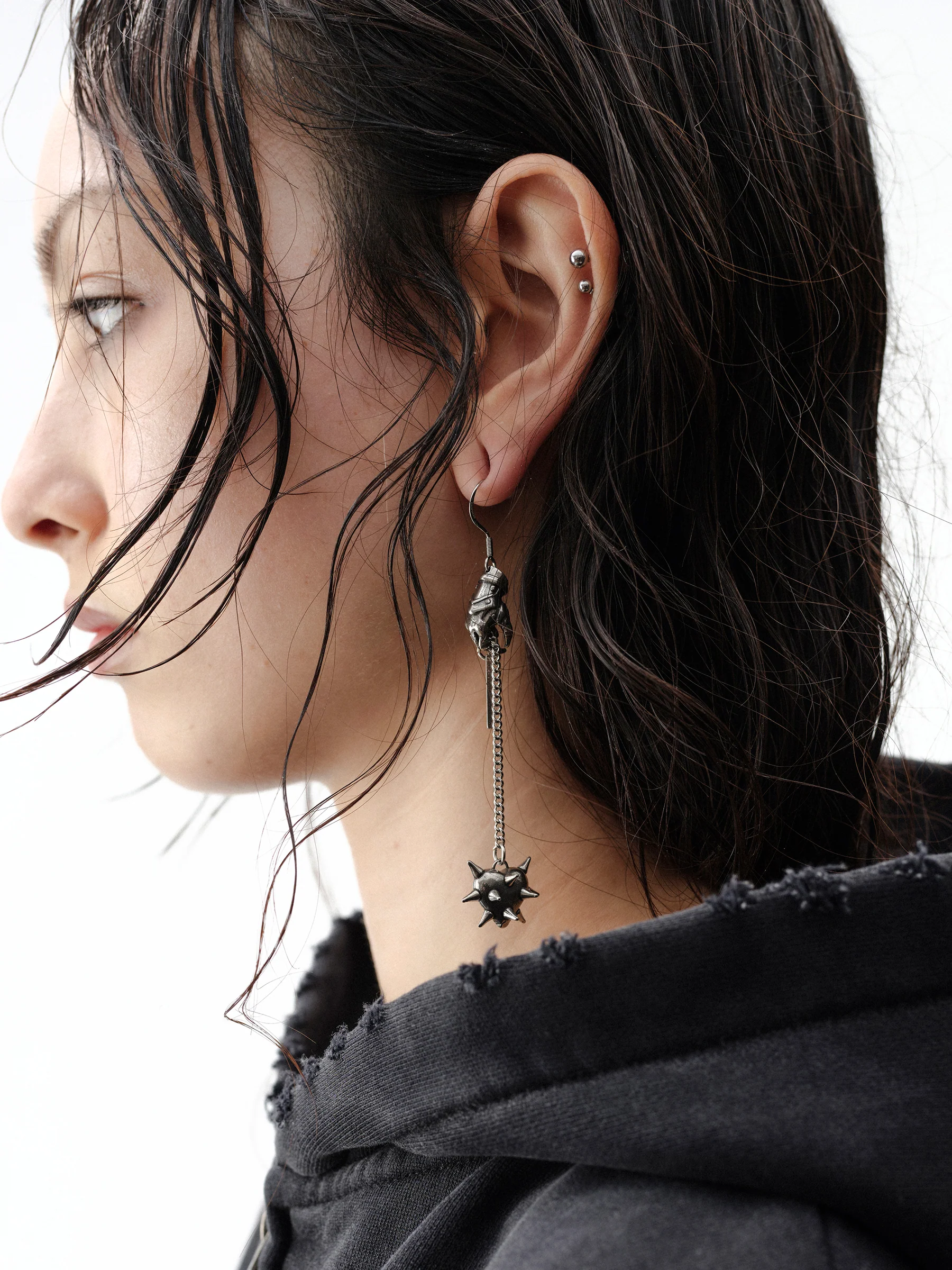 Heartbreaker Earrings - Image 4